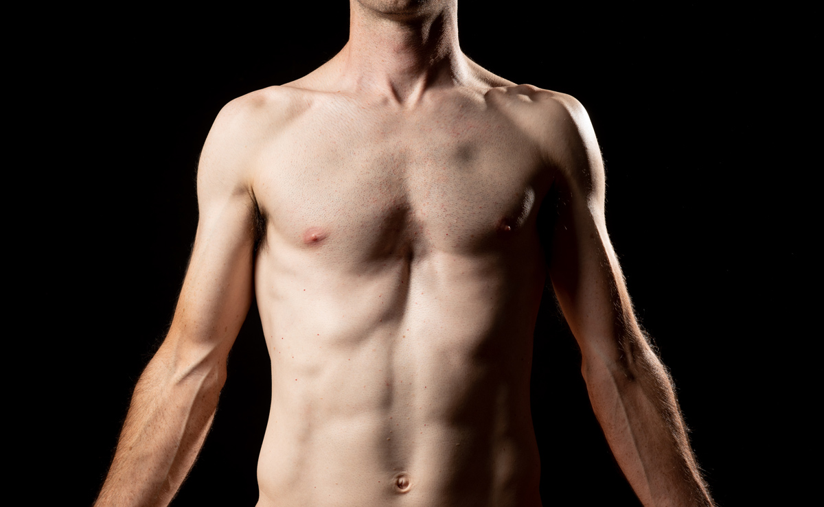 воронкообразная грудь у мужчин фото 9